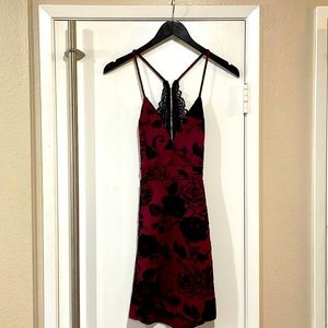 Burgundy Velvet Floral Pattern Dress